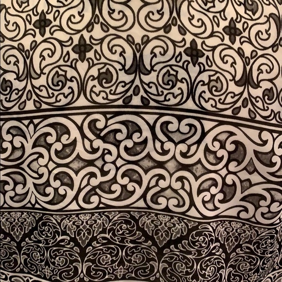 White House Black Market Ruffle Button Up Tank - Picture 4 of 7